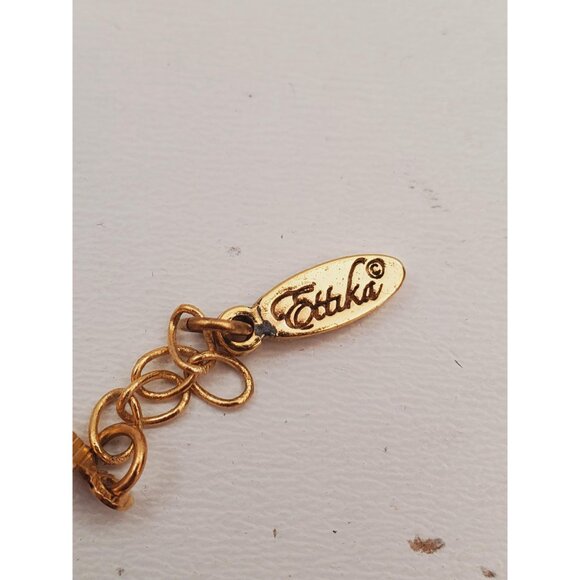 Jewelry red cord with a gold plated charm, cord bracelet with hamsa hand pendant - Picture 7 of 10